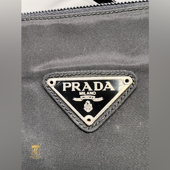 Prada tote - Picture 8 of 13